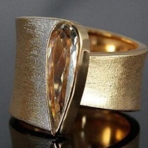 Macy's 18 carat gold plated ring